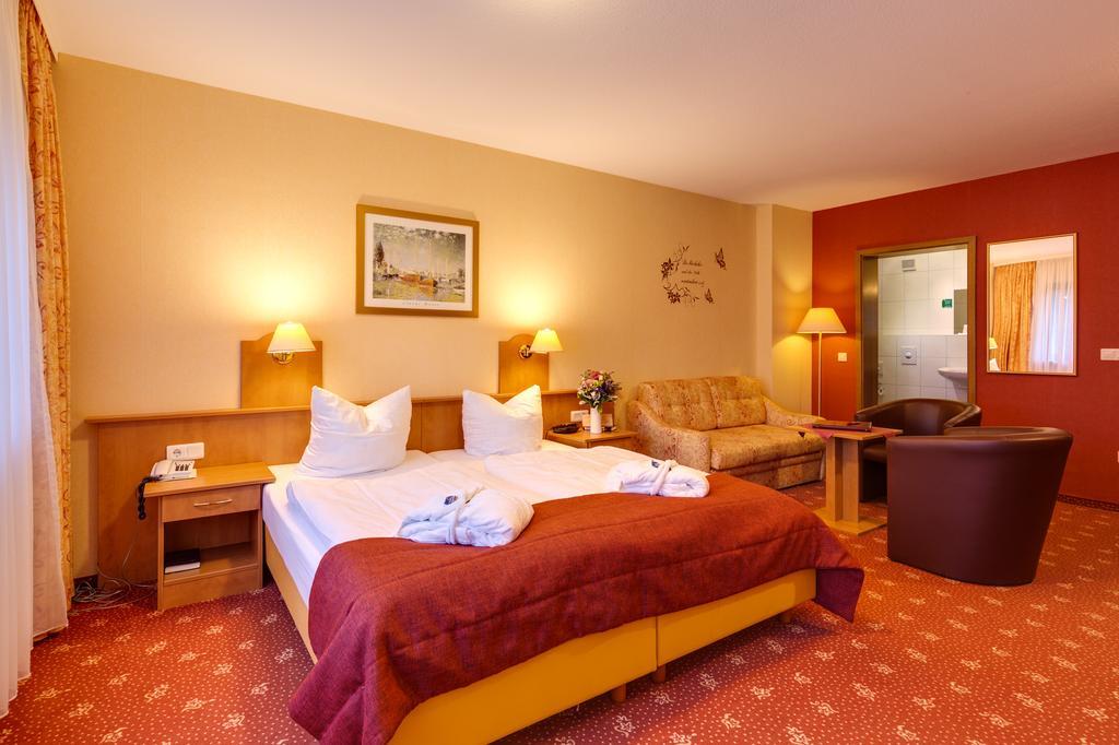 Hotel Die Kleine Blume Erfweiler Экстерьер фото